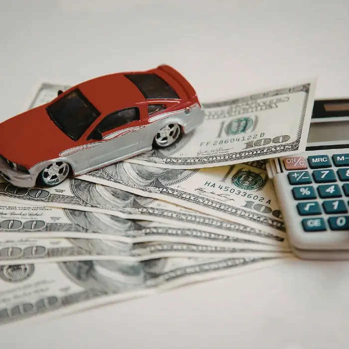 Valutazione auto gratuita in Ticino, chiara e realistica. Scopri il valore del tuo veicolo senza obbligo di vendita.